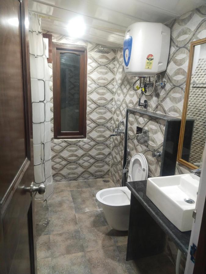 Dhanlaxmi Apartments Shimla Eksteriør bilde