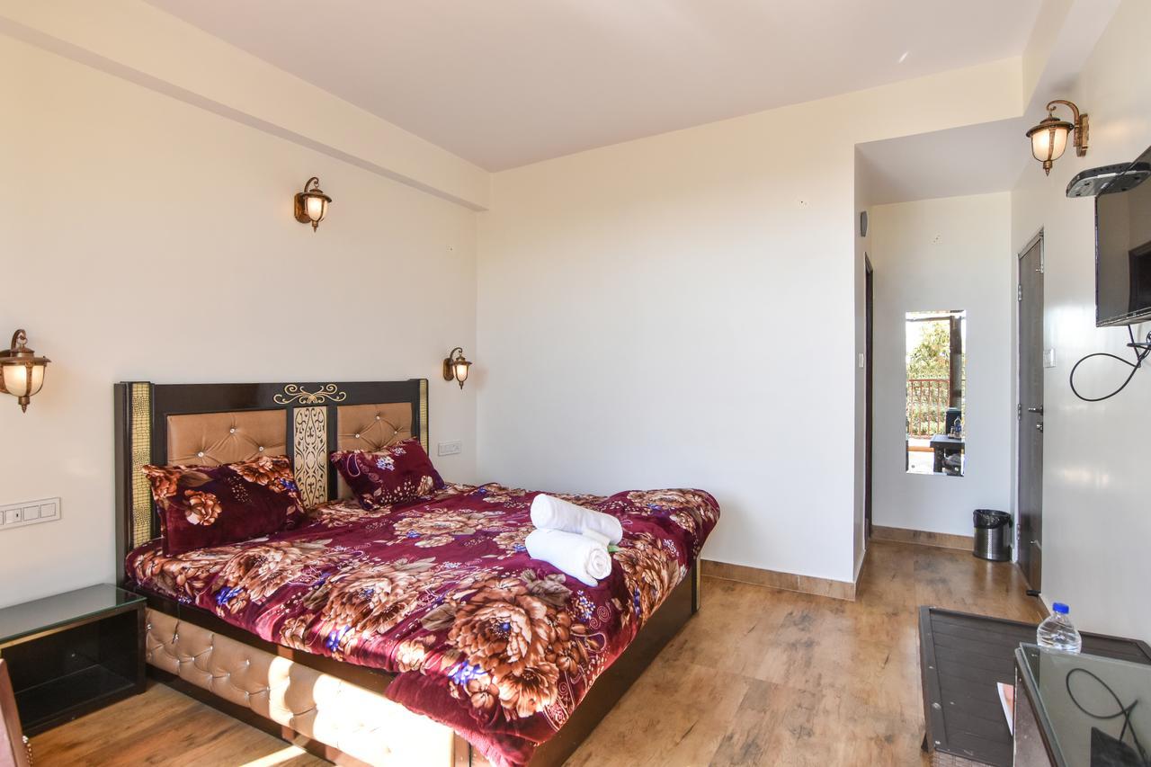 Dhanlaxmi Apartments Shimla Eksteriør bilde