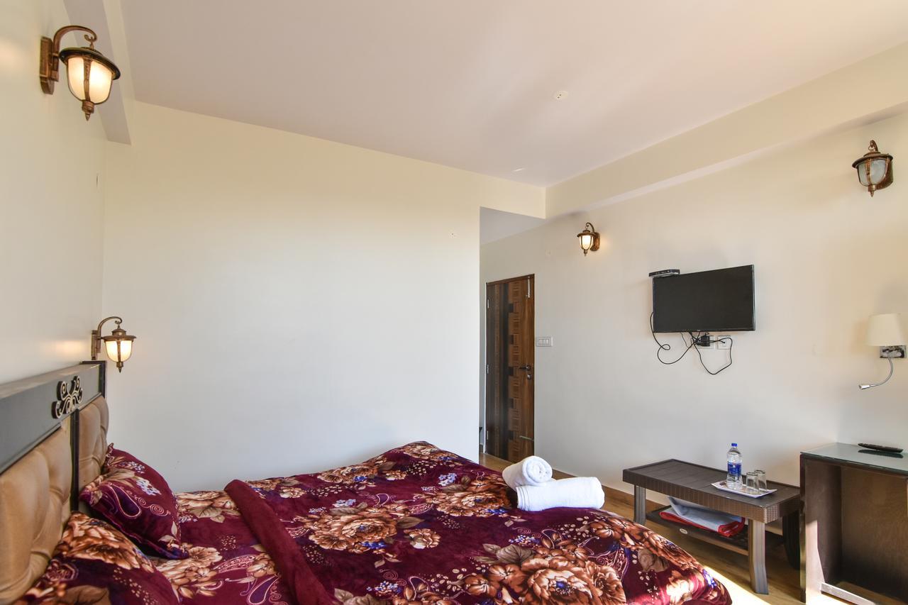 Dhanlaxmi Apartments Shimla Eksteriør bilde